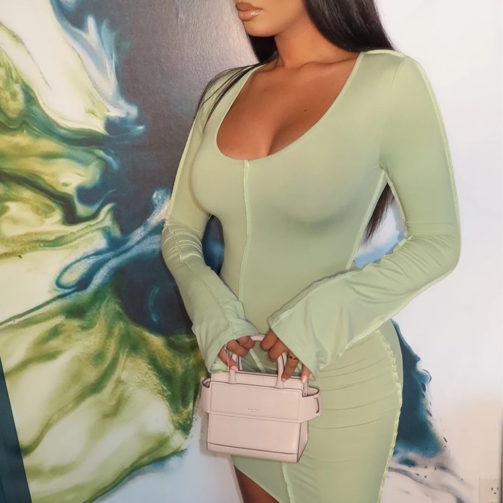 💕😍❤️MAKE AN OFFER! SAGE MINI DRESS❤️😍💕 - Picture 2 of 4
